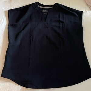 Fabletics Black Scrub Top Size Small NWOT